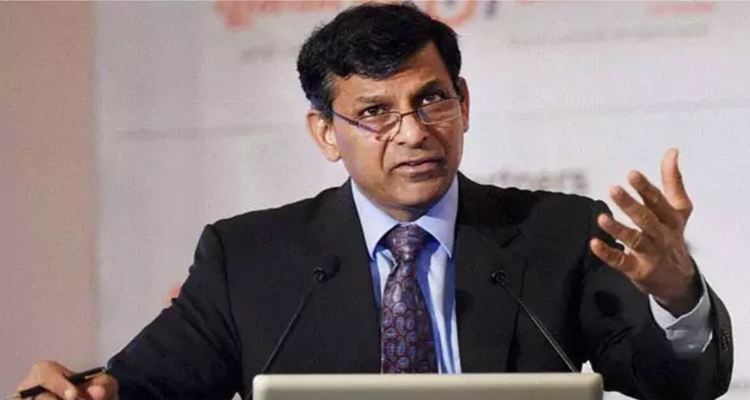 Raghuram Rajan : ట్రంప్‌ ఎదిగేందుకే ఈ సుంకాల భారం : రఘురాం రాజన్‌