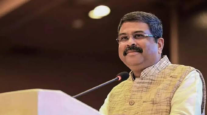 Dharmendra Pradhan: దేశ భాషలన్నీ జాతీయ భాషలే: కేంద్ర విద్యామంత్రి ధర్మేంద్ర ప్రదాన్