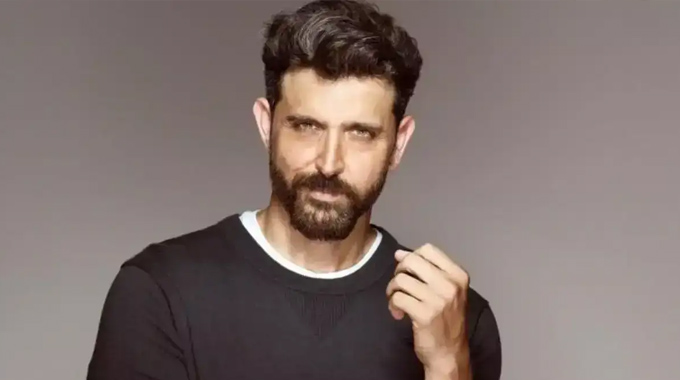 Hrithik Roshan: క‌నీసం వార‌మైనా ట్రై చేయండి