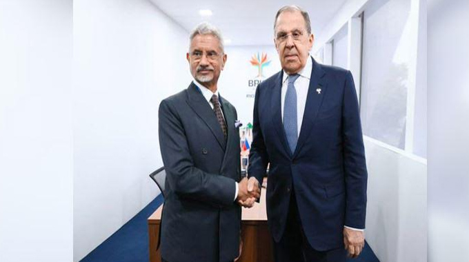 Russia: అమెరికాకు భారత్ షాక్.. రష్యాతో వాణిజ్యం పెంపుదిశగా చర్యలు..