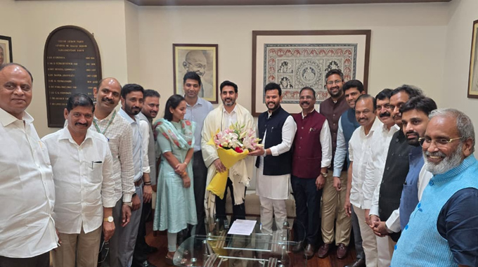 Nara Lokesh: తెలుగుదేశం పార్లమెంటు పార్టీ కార్యాలయానికి మంత్రి నారా లోకేష్