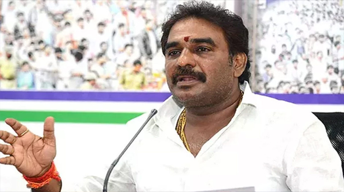Pinnelli: మాచర్ల మాజీ ఎమ్మెల్యే పిన్నెల్లి రామకృష్ణారెడ్డి ముందస్తు బెయిల్ పిటిషన్ రద్దు..