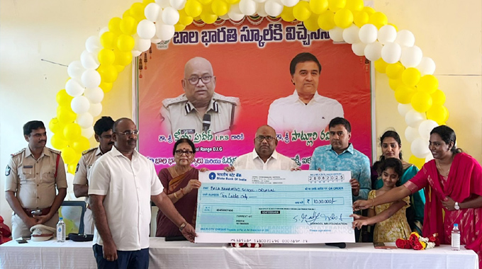 TANA: బాలభారతి పాఠశాల విద్యార్థులకు 10 లక్షల విరాళం