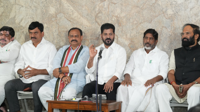 Revanth Reddy: ఉప రాష్ట్రపతి అభ్యర్థి ని గెలిపించండి.. ముఖ్యమంత్రి రేవంత్ రెడ్డి