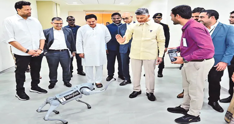 Robot : సీఎం చంద్రబాబుకు రోబో స్వాగతం