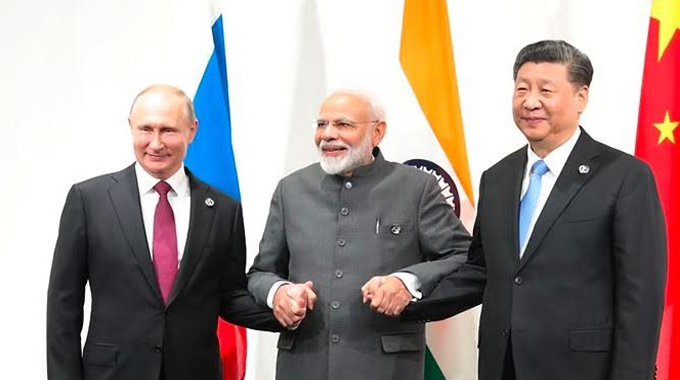 China: అందరి చూపు తియాన్ జిన్ పైనే.. ఒకే వేదికపైకి జిన్ పింగ్, మోడీ, పుతిన్..!