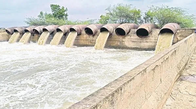 Kuppam: చంద్రబాబు కృషి తో కుప్పానికి చేరిన కృష్ణా జలాలు.. ఆనందం లో రైతులు..