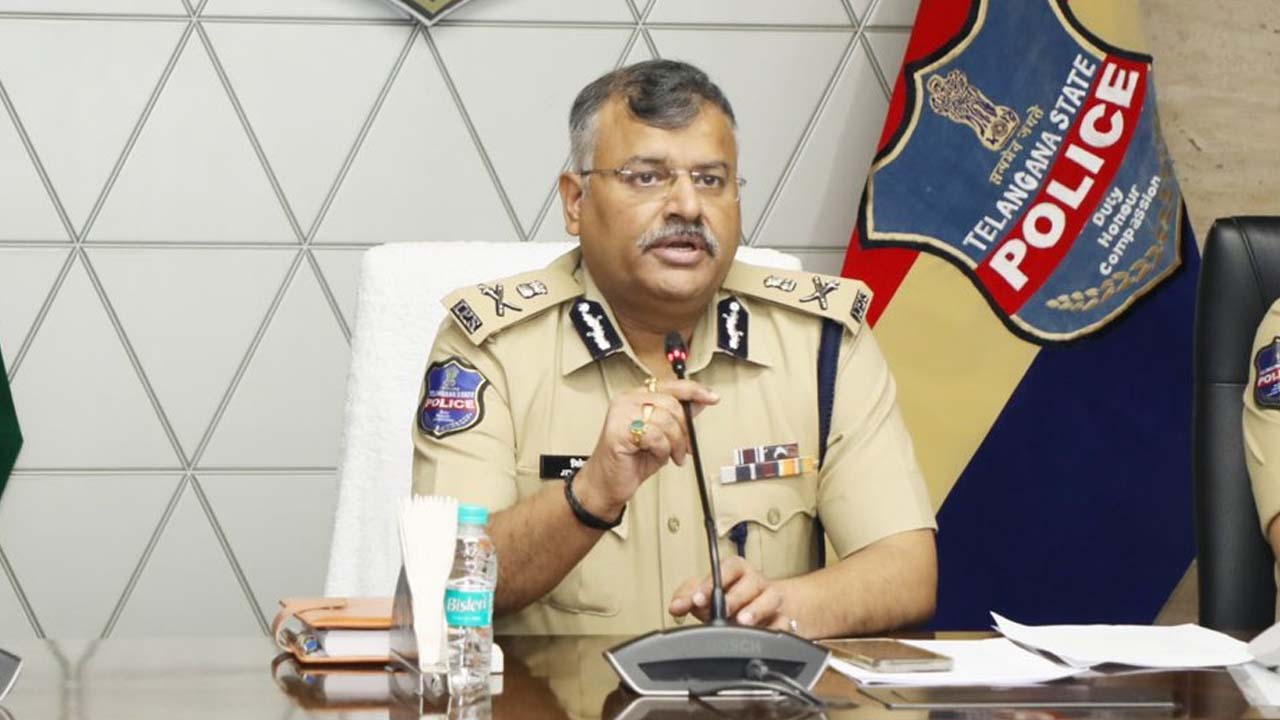 Dgp Press Meet In Hyderabad