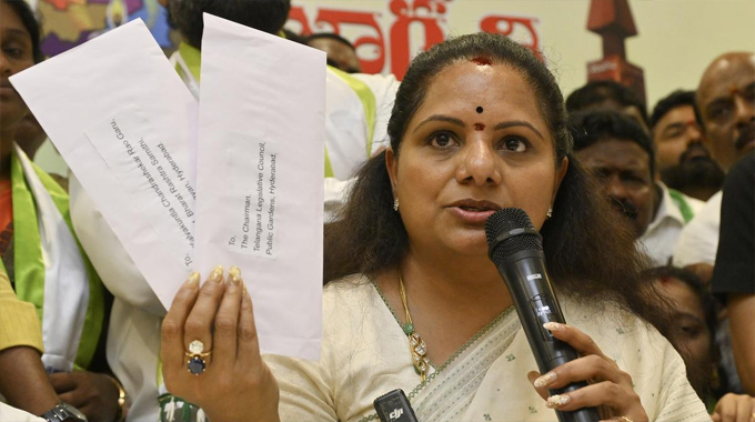 Kavitha: కవిత బీఆర్ఎస్‌కు మేలు చేసిందా..? కీడు చేసిందా..?
