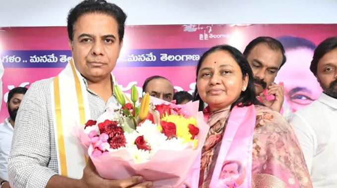 Maganti Sunitha Named Brs Candidate For Jubilee Hills By Election