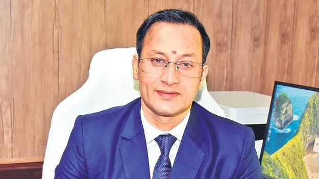 Senior Ias Officer Praveen Kumar Takes Charge As Ap Bhavan Resident Commissioner