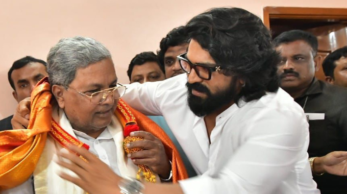 Ram Charan: కర్ణాటక సీఎం సిద్ధ రామయ్యను కలుసుకున్న గ్లోబల్ స్టార్ రామ్ చరణ్