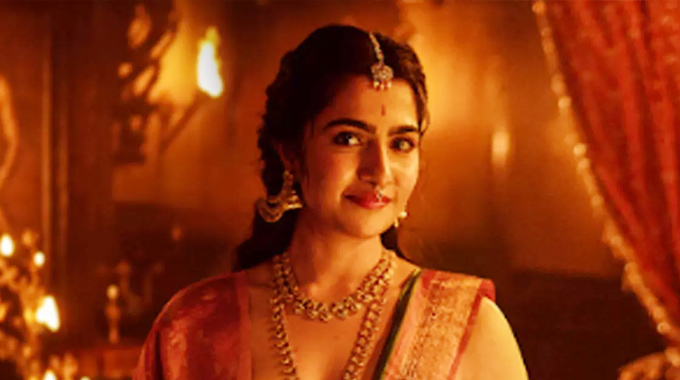 Rukmini Vasanth About Kantara Chapter 1