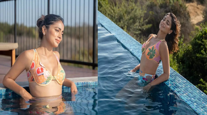 Shriya Saran Hot In Bikini 2