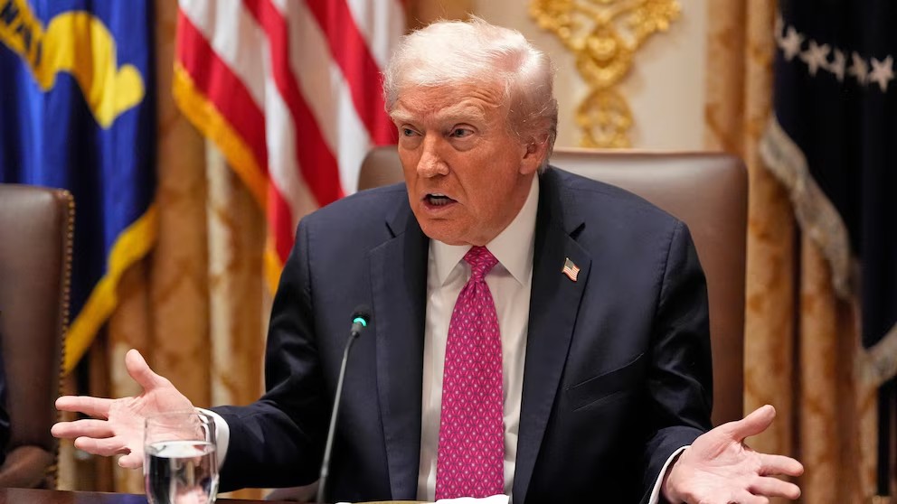 Trump: టారిఫ్స్ తో లాభపడ్డాం.. అందుకే ఆ పదమంటే ఇష్టమంటున్న ట్రంప్..! Tariffs To Put America First Is Donald Trump Spelling Doom For Us