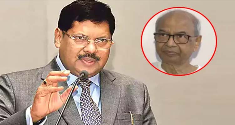 Lawyer Rakesh Kishore Entry Into Supreme Court Cancelled On Attempt To Attack Cji