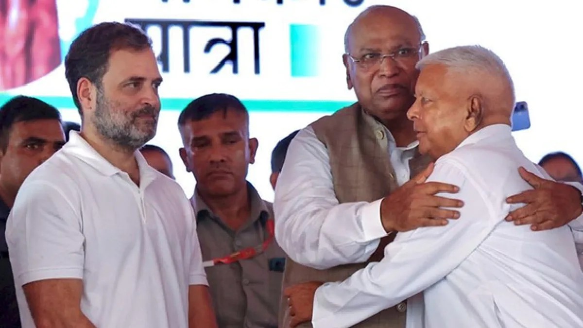 Bihar Elections: సీట్ల పంపకంలో సమస్యలు.. లాలూకు రాహుల్ ఫోన్! Problems In Seat Distribution Rahul Calls Lalu