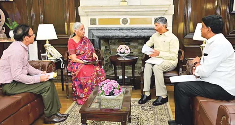 Cm Chandrababu Delhi Tour Met And Met Several Union Ministers