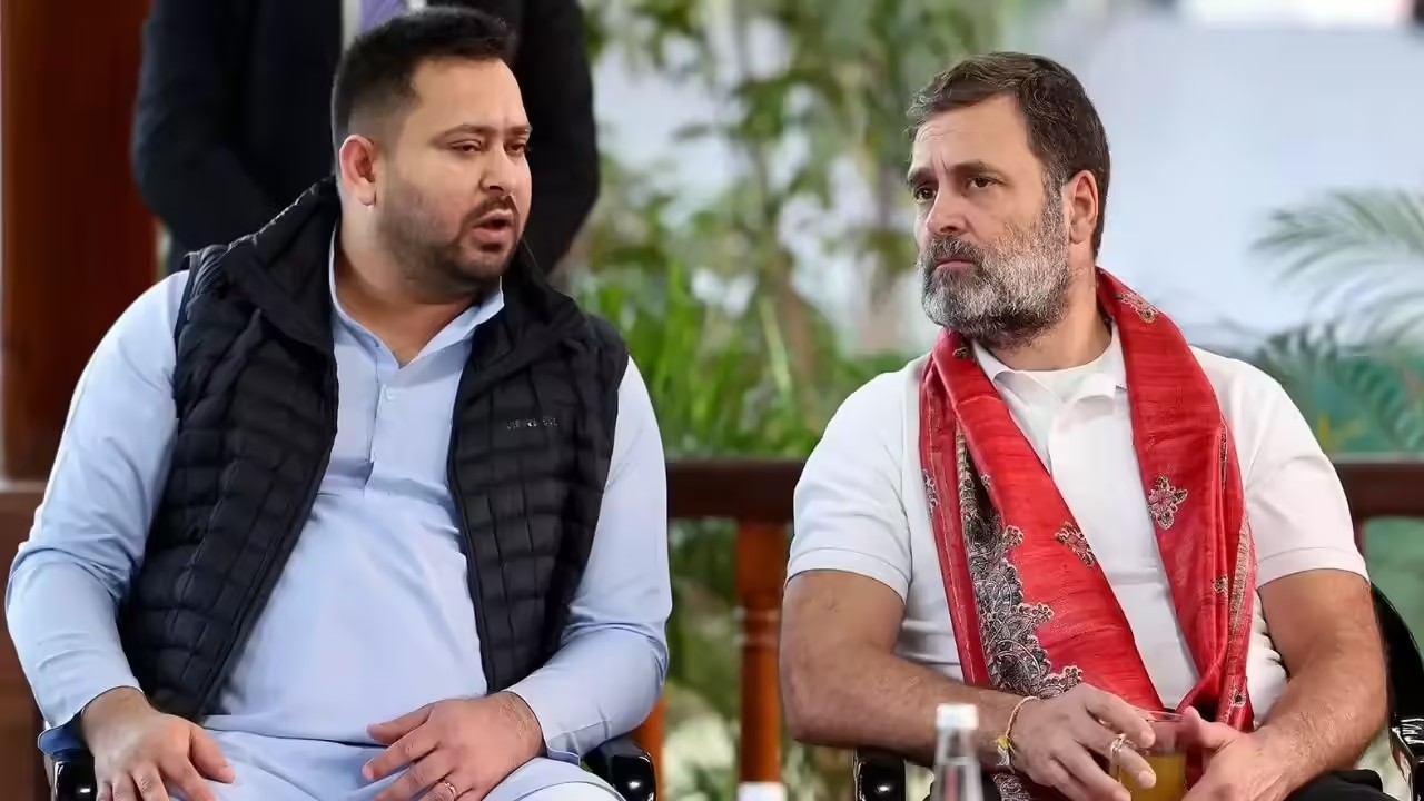 Friendly Fight Between Mahaghatbandhan Parties