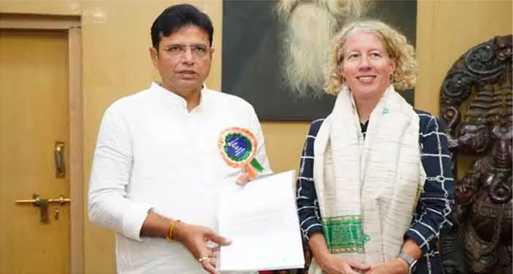 Sridhar Babu: మంత్రి శ్రీధర్ బాబుకు అరుదైన గౌరవం Ausbiotech International Conference Rare Honor For Minister Sridhar Babu