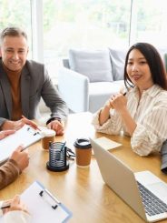 అందరికీ నచ్చాలంటే ఈ 6 అలవాట్లు పాటించండి