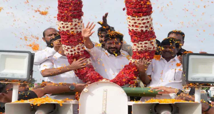 Mahbubnagar Cm Revanth Reddy Participated In Dussehra Celebrations In Kondareddypalli