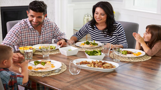 Healthy Dinner Timing: డిన్నర్కి సరైన సమయం ఎందుకు ముఖ్యం? Why The Right Time For Dinner Is Important