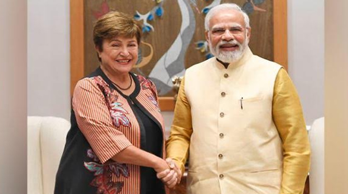 Imf Praises Indian Economy