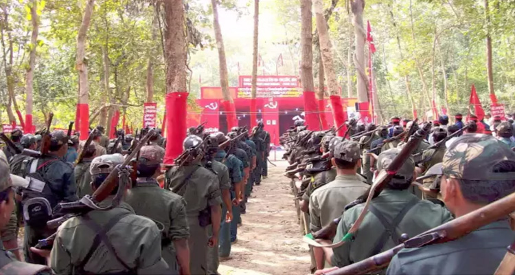 Maoist: మావోయిస్ట్ పార్టీకి మరో ఎదురు దెబ్బ … కీలక నేత లొంగుబాటు Key Maoist Leader Bandiprakash Surrenders