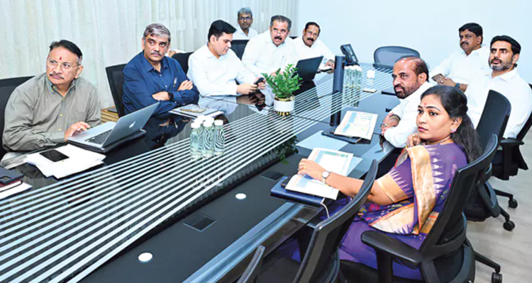 Modi: ప్రధాని మోదీ సభను విజయవంతం చేయాలి : మంత్రి లోకేశ్ Minister Nara Lokesh Key Meeting About Pm Modi Kurnool Tour