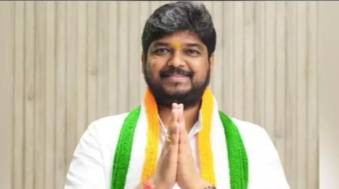 Navin Yadav: జూబ్లీహిల్స్ ఉప ఎన్నిక.. బీసీనే నమ్ముకున్న కాంగ్రెస్! Congress Picks Bc Candidate Naveen Yadav For Jubilee Hills Byelection