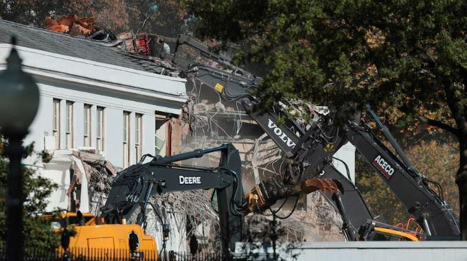 White Houses Entire East Wing To Be Demolished