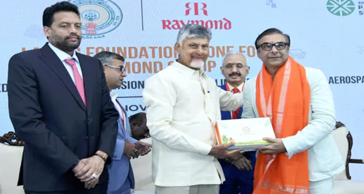 Raymond: రేమాండ్కు శంకుస్థాపన చేసిన సీఎం చంద్రబాబు Visakhapatnam To Become World Data Centre Chandrababu