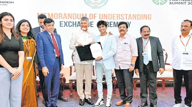 Ap Launches Driver Cum Guide Service For Tourists In Collaboration With Rapido 