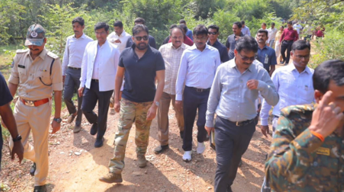 Pawan Kalyan: మామండూరు అడవుల్లో పవన్ కళ్యాణ్ క్షేత్ర స్థాయి పర్యటన.. Deputy Cm Pawan Kalyans Field Visit To Mamandur Forests