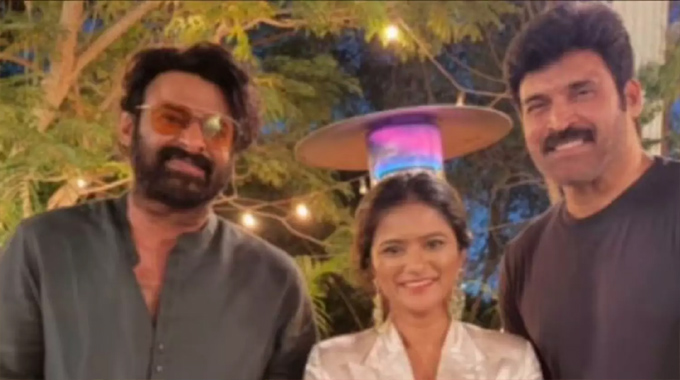 Prabhas New Looks Are Attracting Attention 