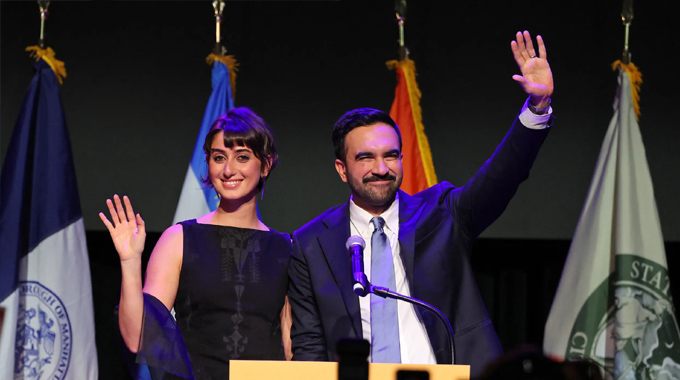 Rama Duwaji: మమ్దానీ గెలుపు వెనక రామా సవాఫ్ దువాజీ..! Rama Duwaji Gen Z First Lady And Face Behind Mamdanis Victory