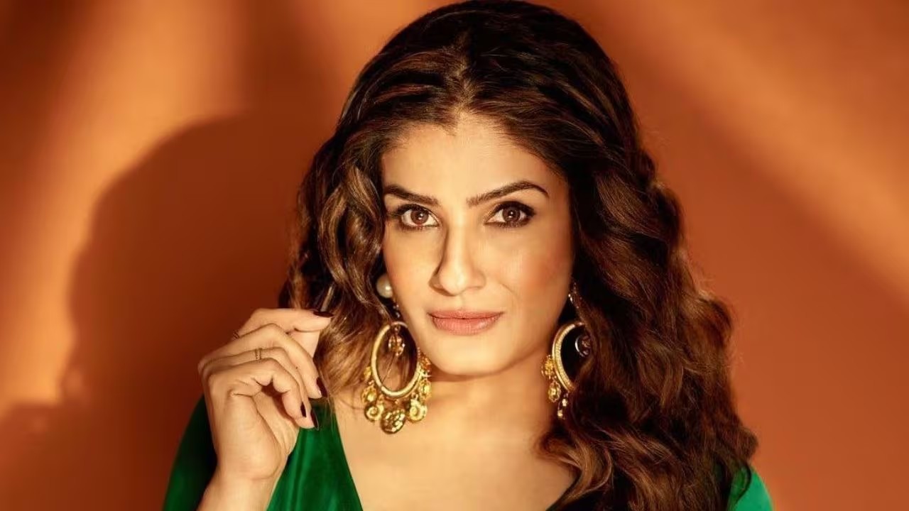 Raveena Tandon: అందుకే ఆ స్టార్ సినిమాను వదులుకున్నా Thats Why That Star Left The Movie