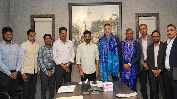 Aws Delegation Meets Chief Minister Revanth Reddy