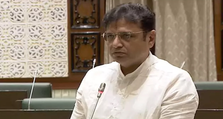 Sridhar Babu Comments On Harish Rao In Assembly