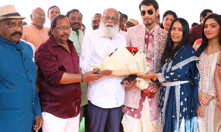 Grand Launch Of Amma Naaku Aa Abbayi Kaavali 