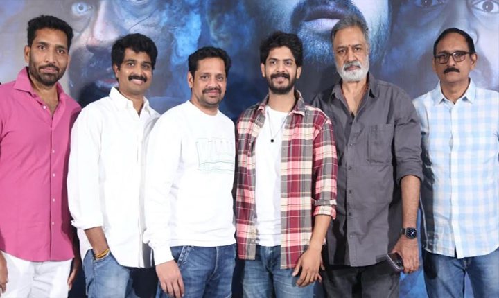 Eesha: ‘ఈషా’ హార్ట్ వీక్గా ఉన్నవాళ్లు ఈసినిమా చూడొద్దు : బన్నీ వాస్, వంశీ నందిపాటి Horror Thriller Eesha Will Scare Everyone Those With Weak Hearts Should Avoid This Film Bunny Vaas Vamshi Nandipati