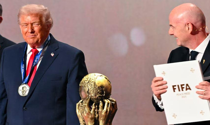 Trump: ట్రంప్ కు తొలి ఫిఫా శాంతి బహుమతి.. President Donald Trump Awarded Fifa Peace Prize