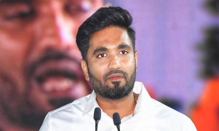 Margani Bharat: వచ్చే ఎన్నికల్లో భరత్ మళ్లీ లోక్సభ రంగంలోకి.. వైసీపీ మాస్టర్ ప్లాన్.. Bharat Will Enter The Lok Sabha Field Again In The Next Elections