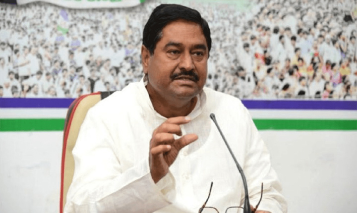 Dharmana Prasada Rao: సీనియర్ కార్డుతో మళ్లీ రంగంలోకి ధర్మాన… వైసీపీలో మారుతున్న రాజకీయ సమీకరణాలు Dharmana Re Enters The Field With A Senior Card The Changing Political Equations In Ysrcp
