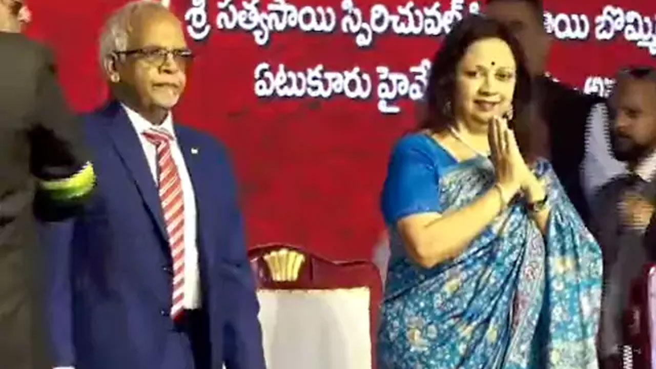 Amaravathi: అంగరంగ వైభవంగా 3వ ప్రపంచ తెలుగు మహాసభలు… మారిషస్ అధ్యక్షుడు ధర్మబీర్ గోఖూల్ కీలక సందేశం