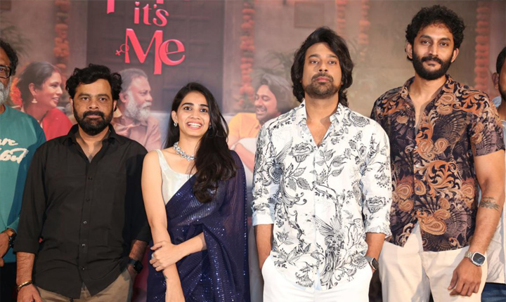 Hello Its Me Starring Varun Sandesh As The Hero And Directed By Shagna Sri Venun Were Launched