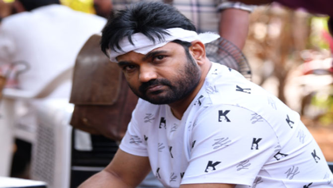 Im Happy That People Are Appreciating The Way We Presented Prabhas In A New Light Director Maruthi