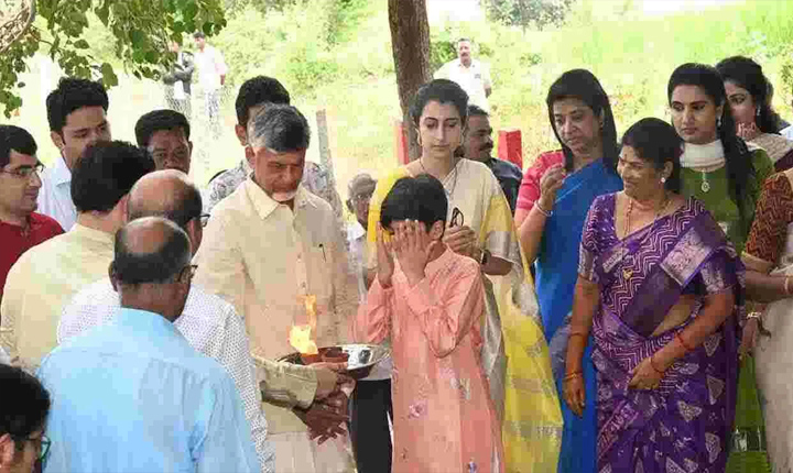 Chandrababu: నారావారిపల్లెలో చంద్రబాబు సంక్రాంతి సంబరాలు.. Chandrababu Naidu Celebrates Sankranthi In Naravaripalle