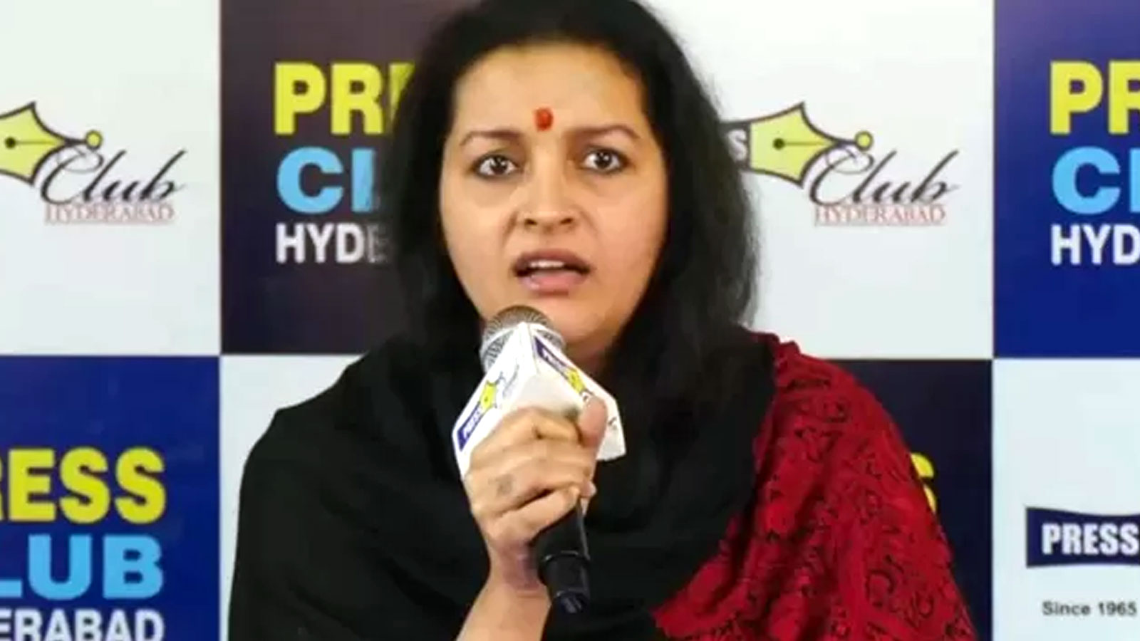 Renu Desais Emotional Burst Only Goddess And Mahadev Know My Tears And Pain